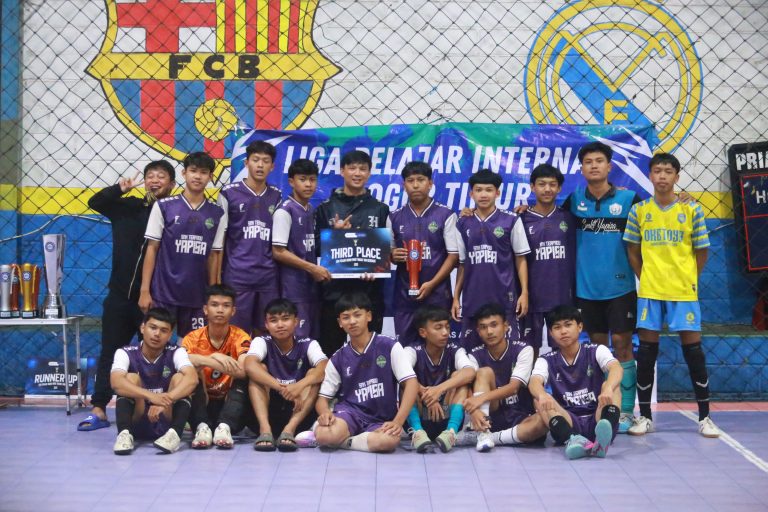 Tim Futsal SMK Terpadu Yapisa Raih Peringkat Ketiga Liga Pelajar Bogor Timur