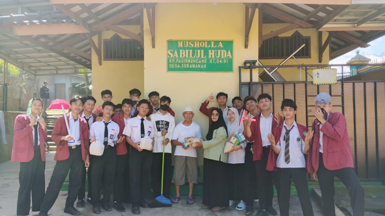KEGIATAN BAKTI SOSIAL SISWA SMK TERPADU YAPISA